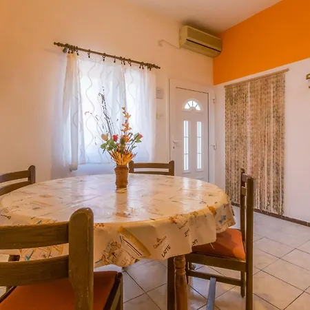Isabella Apartment *
