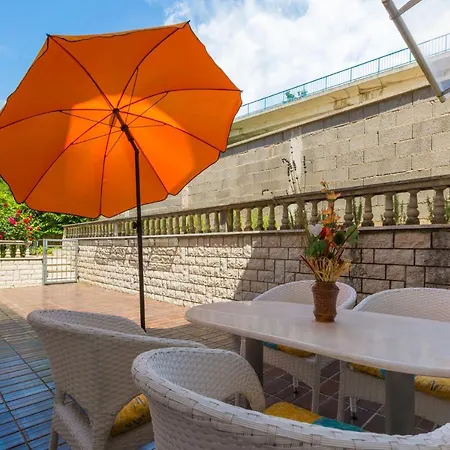 Isabella Apartment *