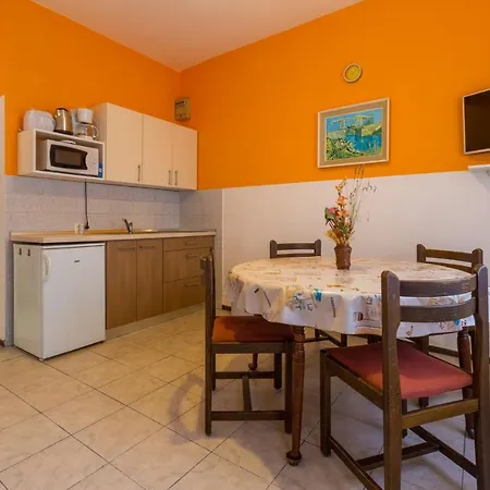 Isabella Apartment *