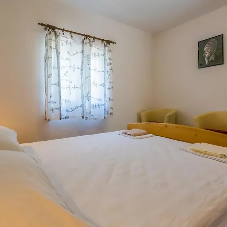 Apartment Isabella *