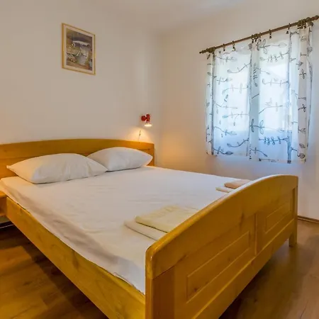 Isabella Apartment