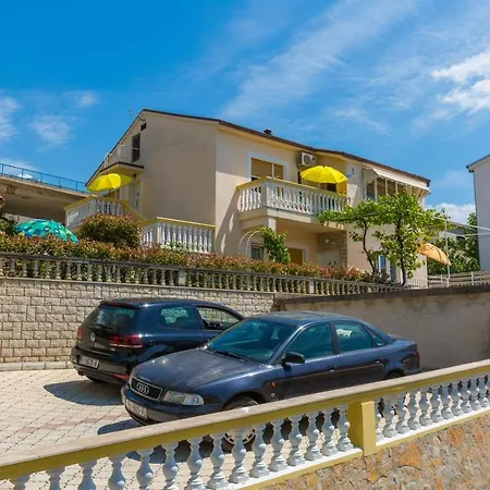 Isabella Apartment